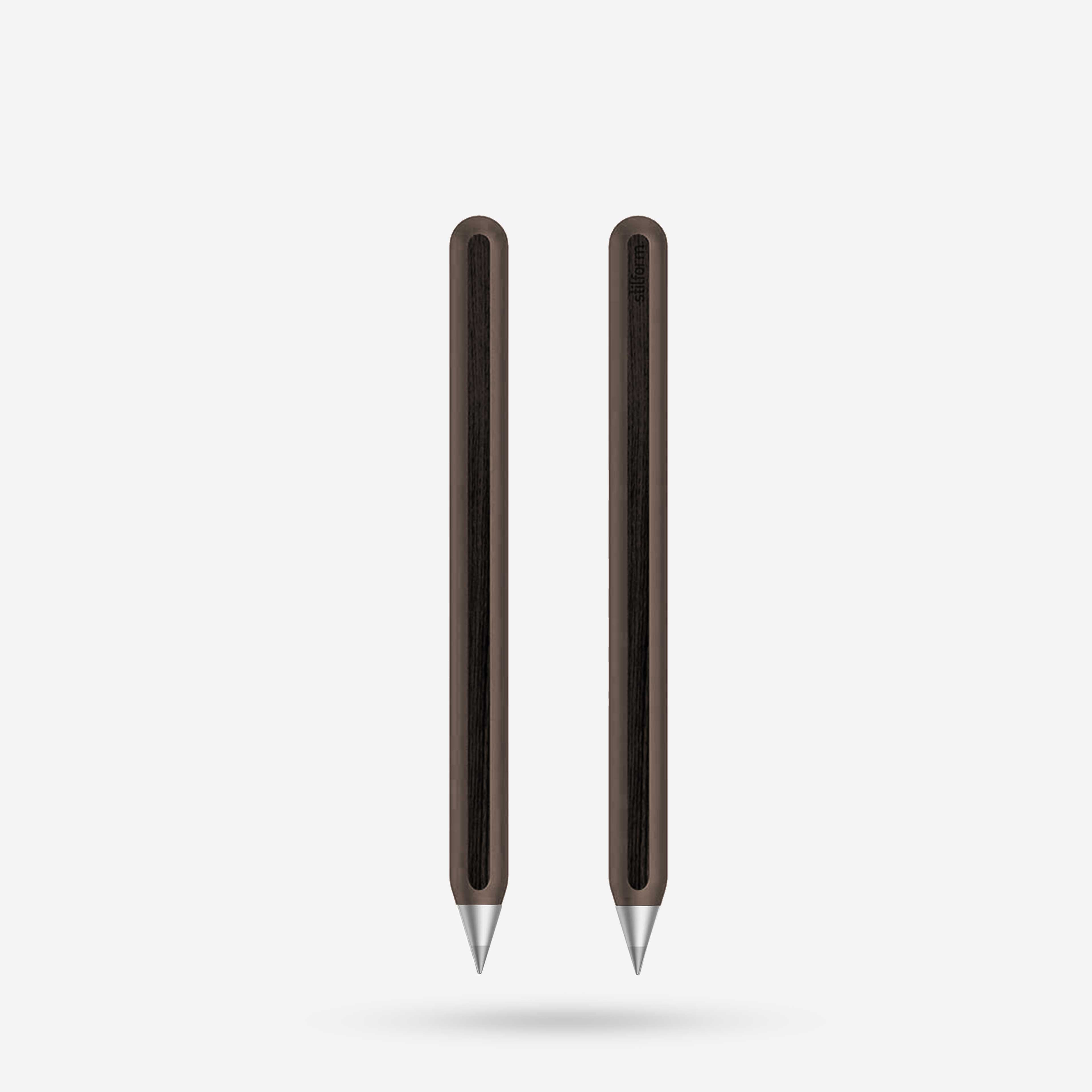 AEON Aluminium-Bleistift in Walnut Brown mit Eternal-Spitze, Vorder- und Rückansicht mit dunkler Holzintarsie